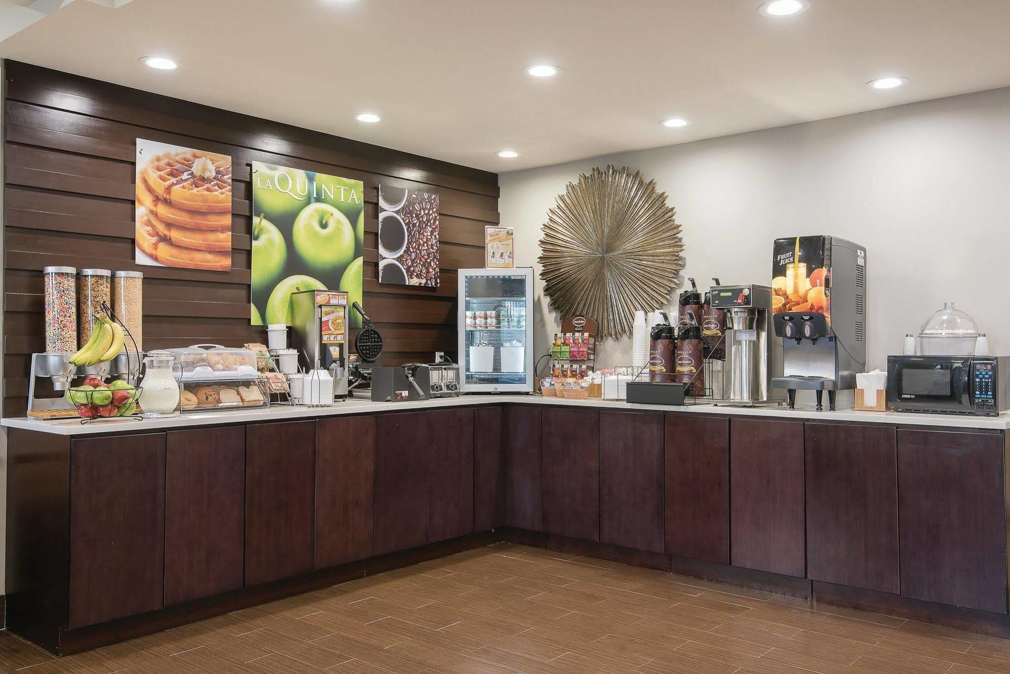 La Quinta By Wyndham Brooklyn East Ξενοδοχείο Νέα Υόρκη Εξωτερικό φωτογραφία